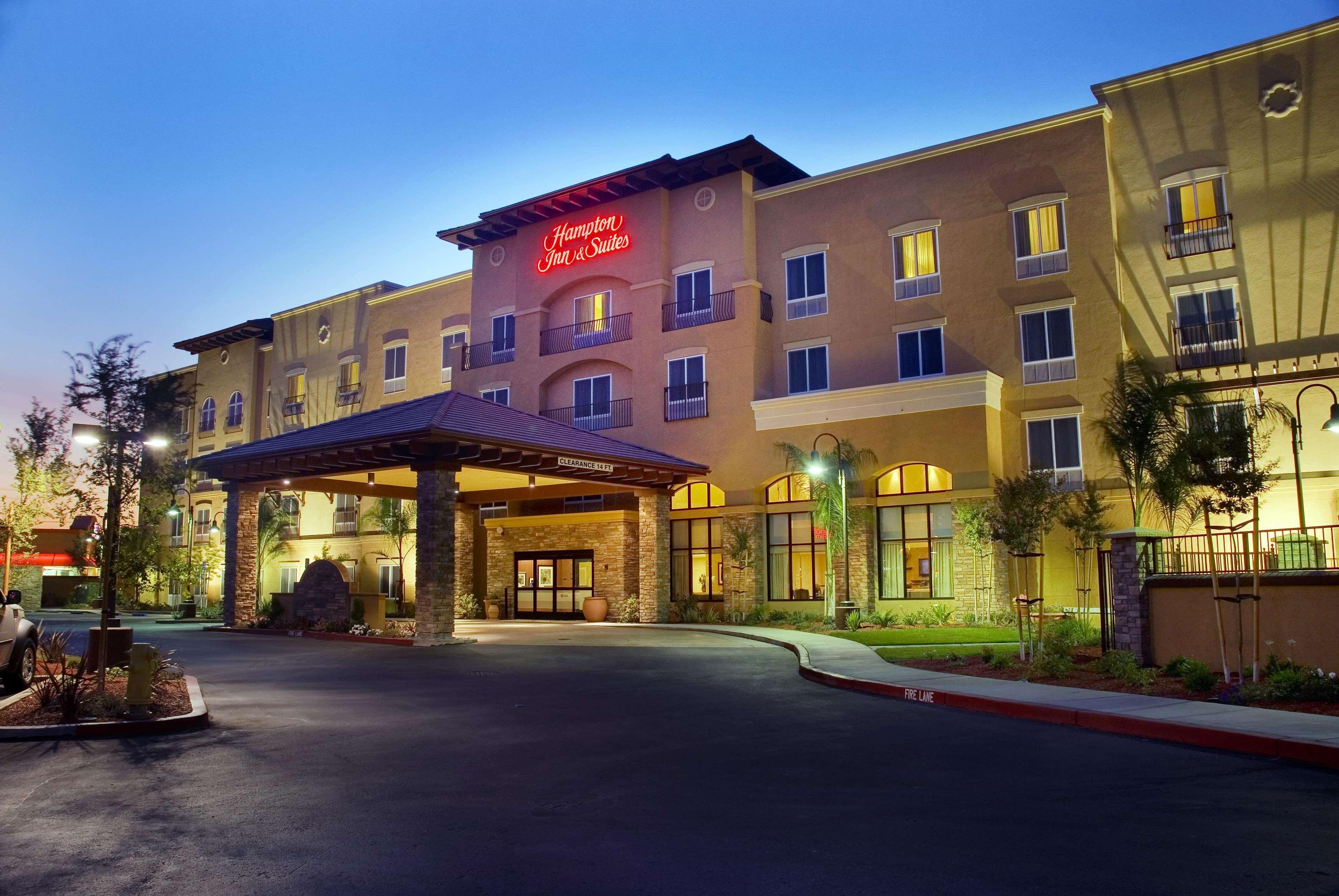 Hampton Inn & Suites Lodi Exterior foto