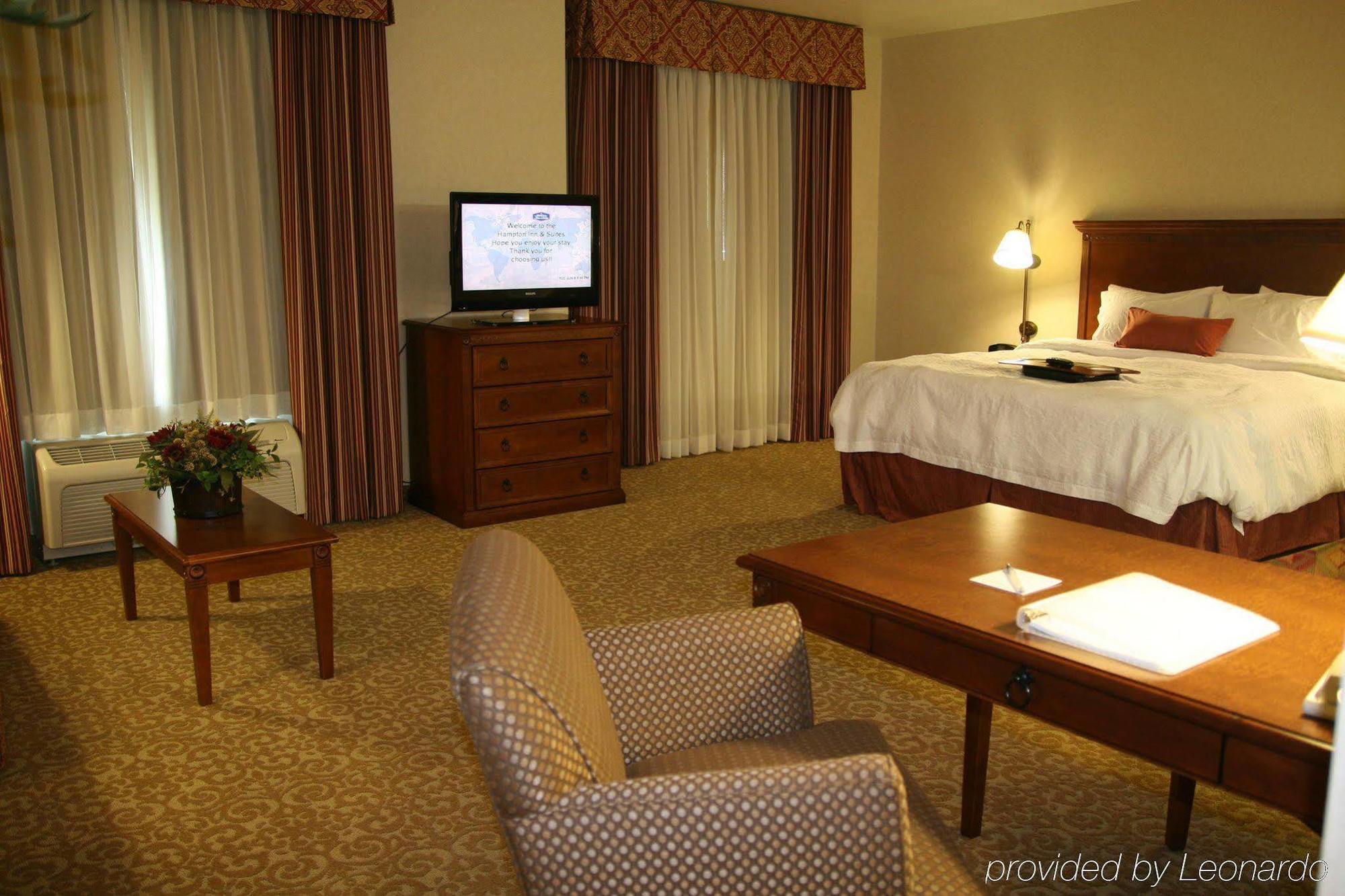 Hampton Inn & Suites Lodi Quarto foto