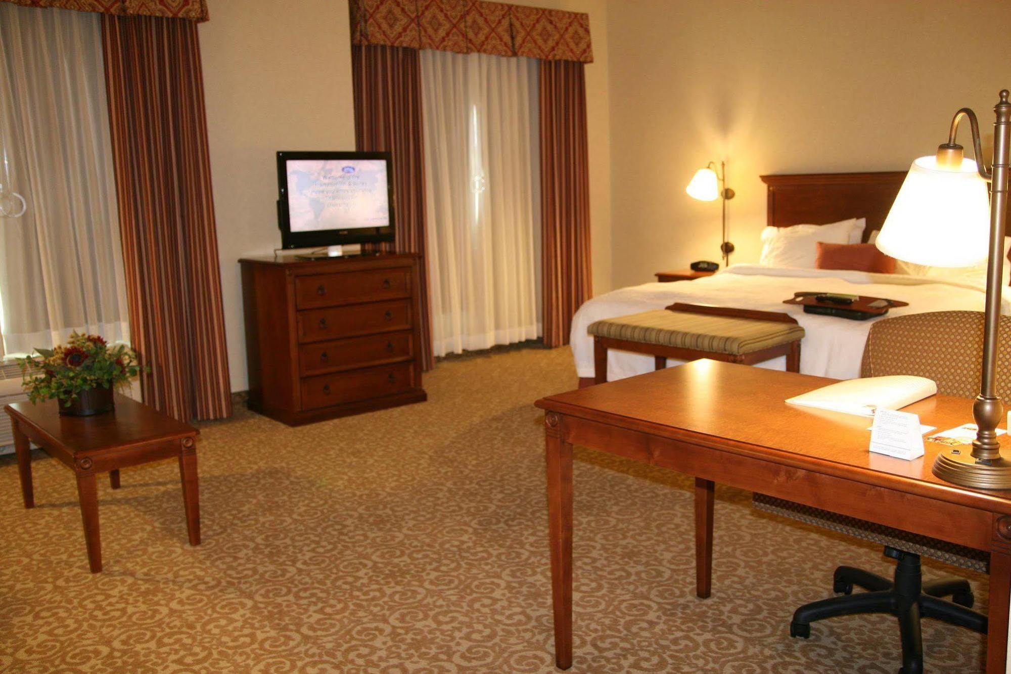 Hampton Inn & Suites Lodi Quarto foto